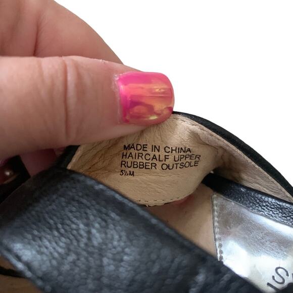 Michael Kors Y2K Black Gray Animal Calf Hair Stripe T Strap Heels Size 5.5 - Picture 10 of 11